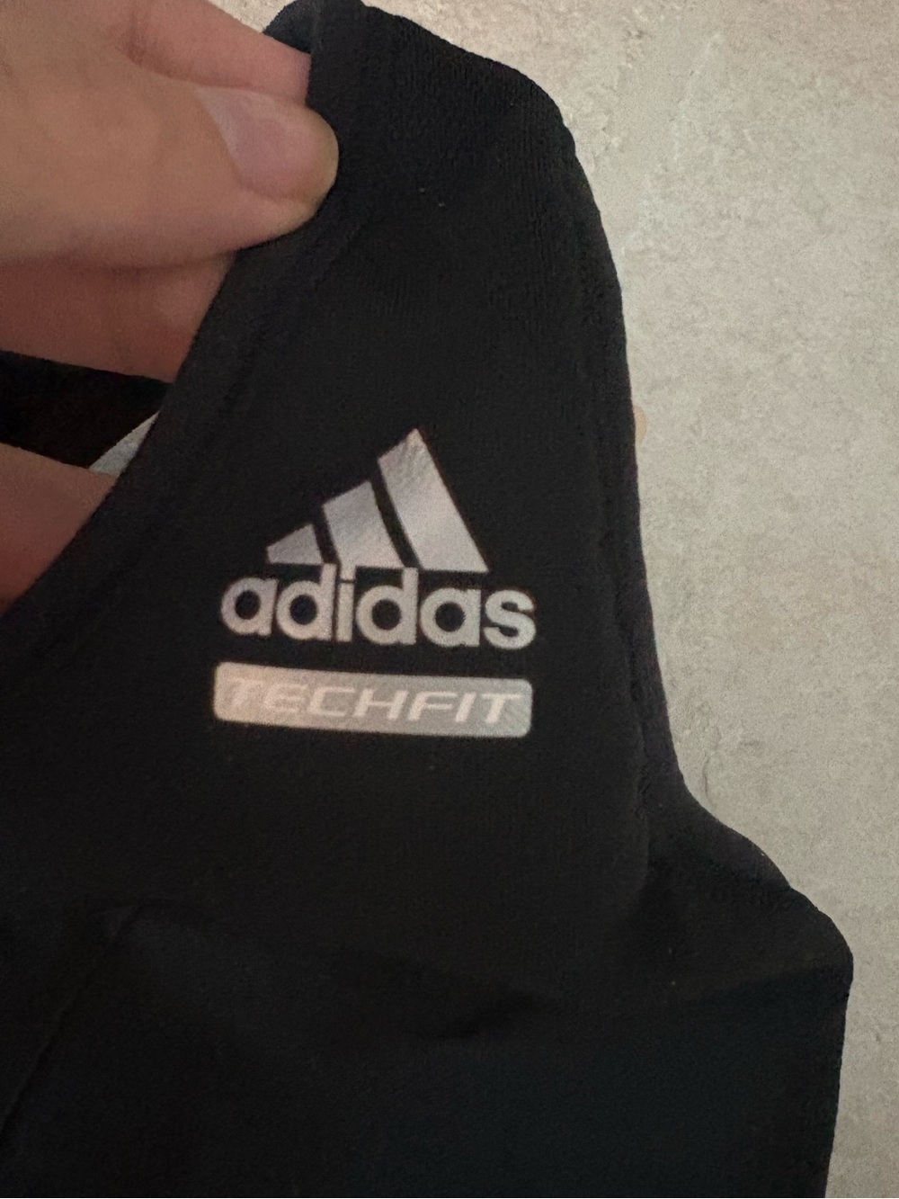 Women’s Adidas TechFit Black Sports Bra - Size Large - Picture 3 of 9